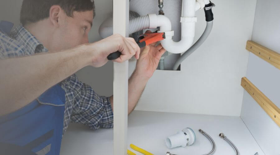 Professional bathroom faucet installation in Hull, TX